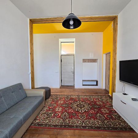 Flat In Gyumri Appartement Buitenkant foto