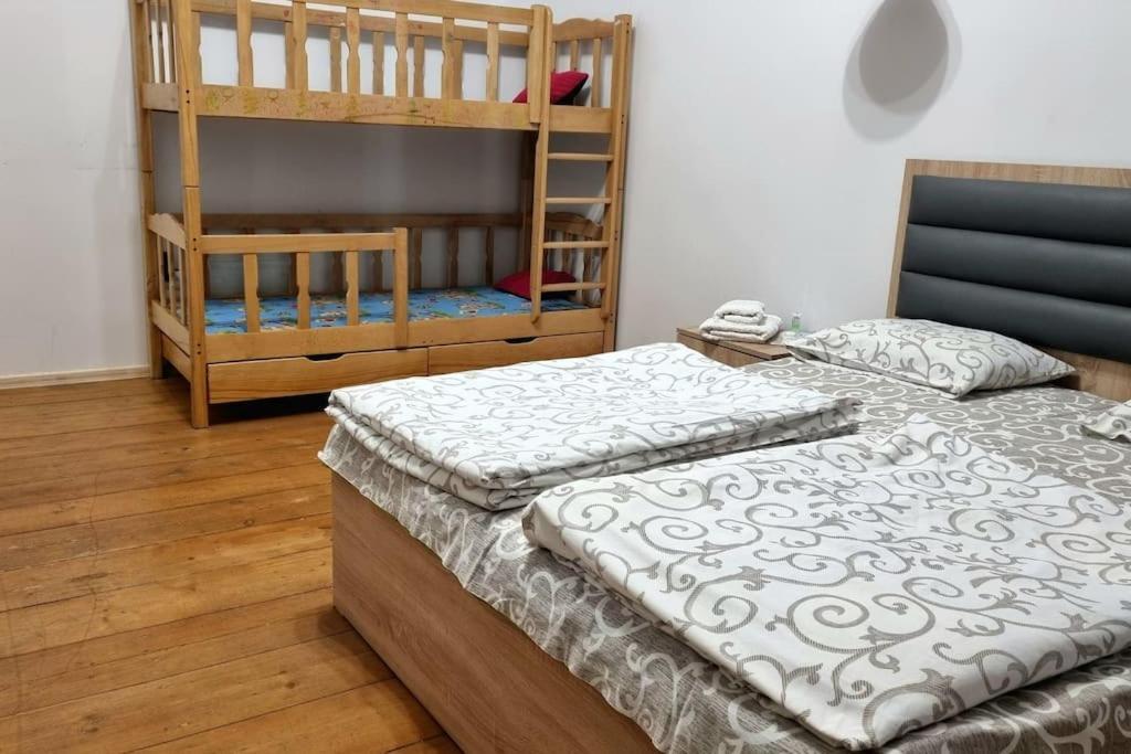 Flat In Gyumri Appartement Buitenkant foto